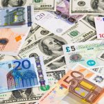 Как определяется курс валют?