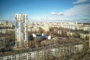Жилой дом, построенный по программе реновации на севере Москвы.